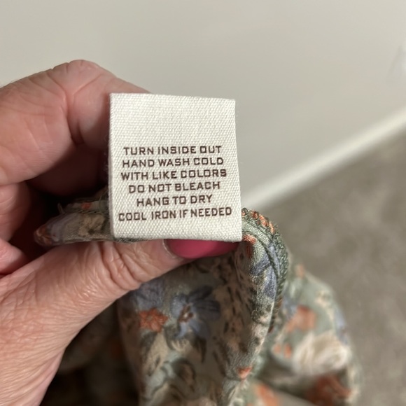 Smocked Floral Dress - Picture 8 of 8